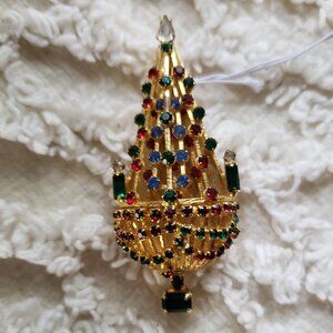 Joseph Warner Chandelier christmas tree pin